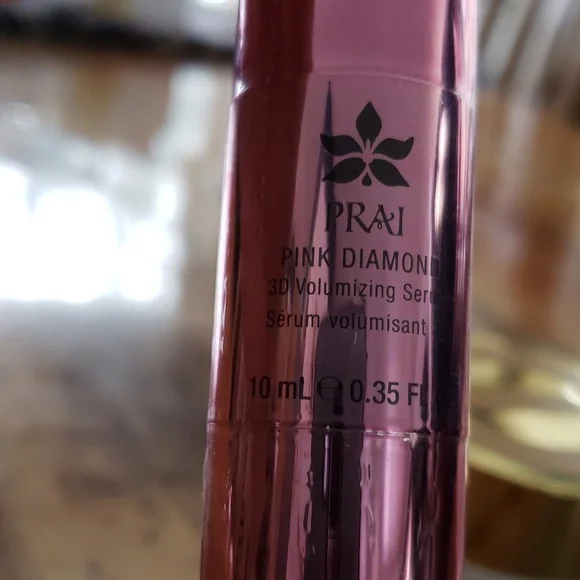 BEAUTY BUNDLE 💕 - Picture 3 of 6